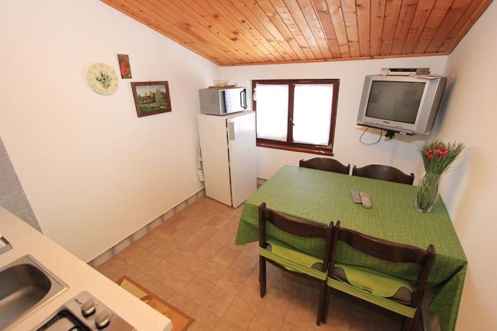 Apartments Anita Pomer Ngoại thất bức ảnh